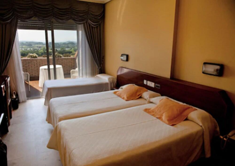 Hotel Olimpo Isla Exterior photo